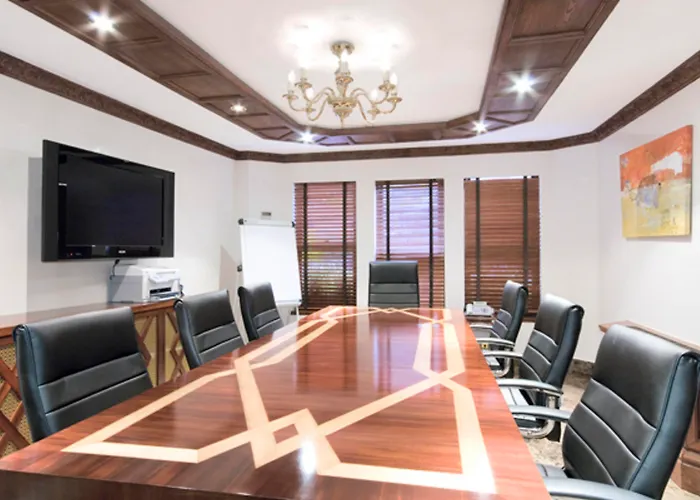 Mayfair House