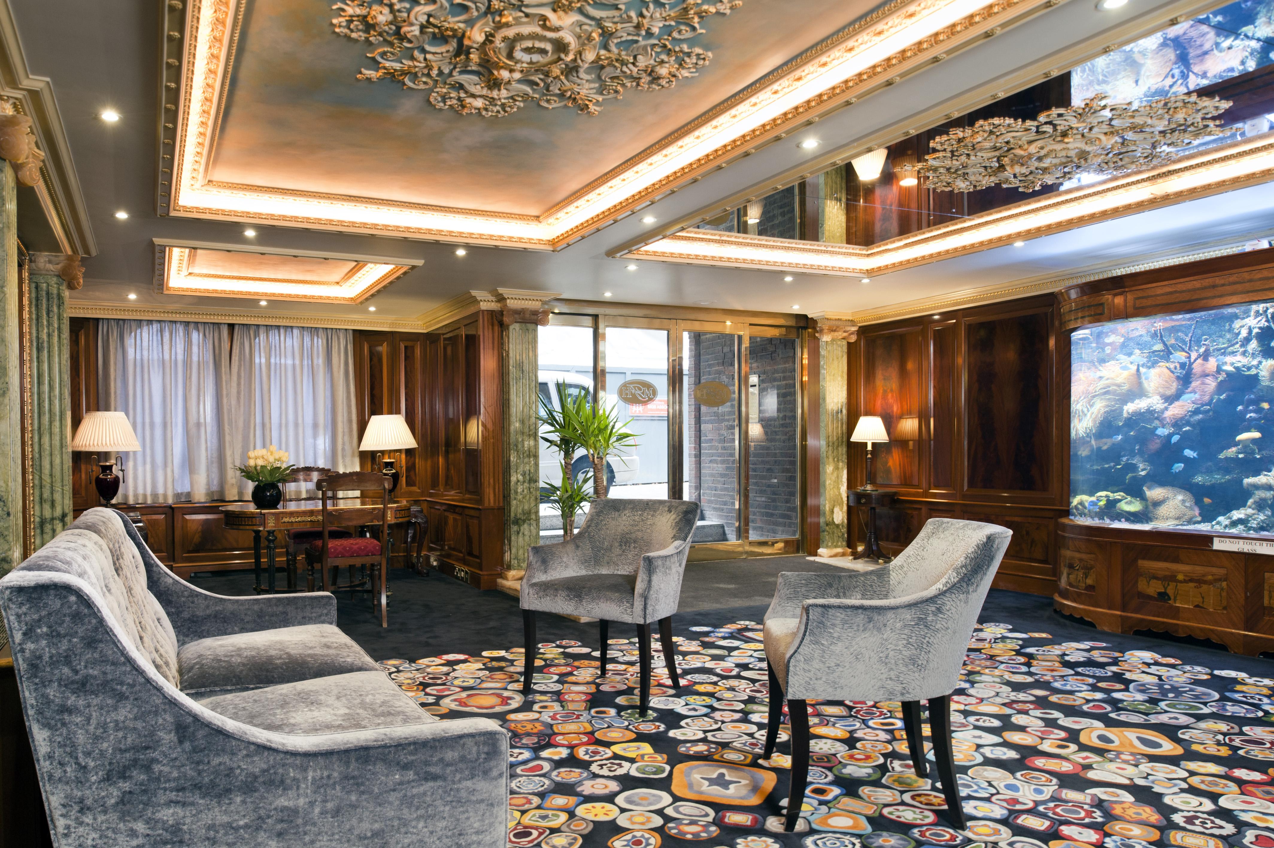 Mayfair House Apartahotel 5*