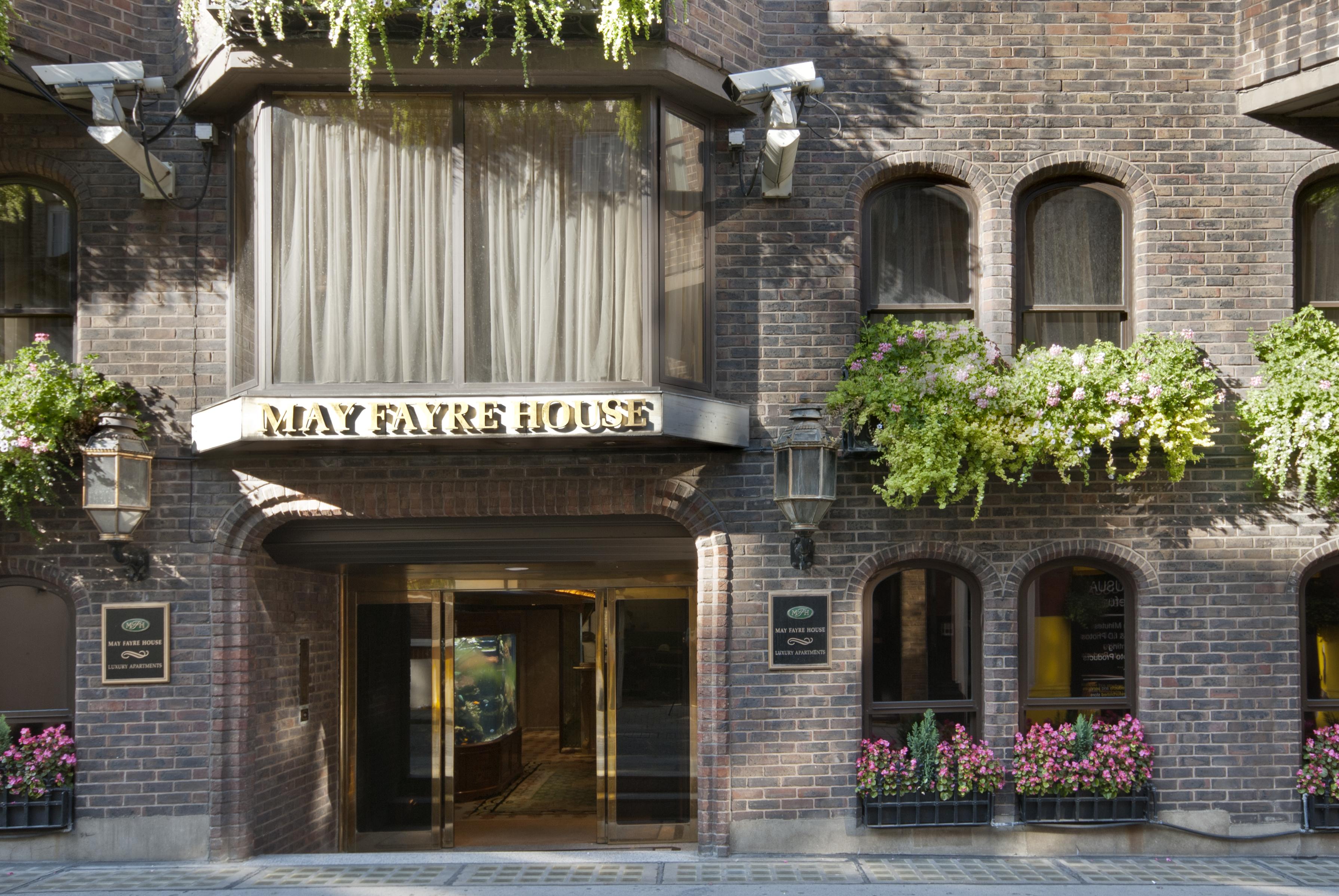 Mayfair House Apartahotel